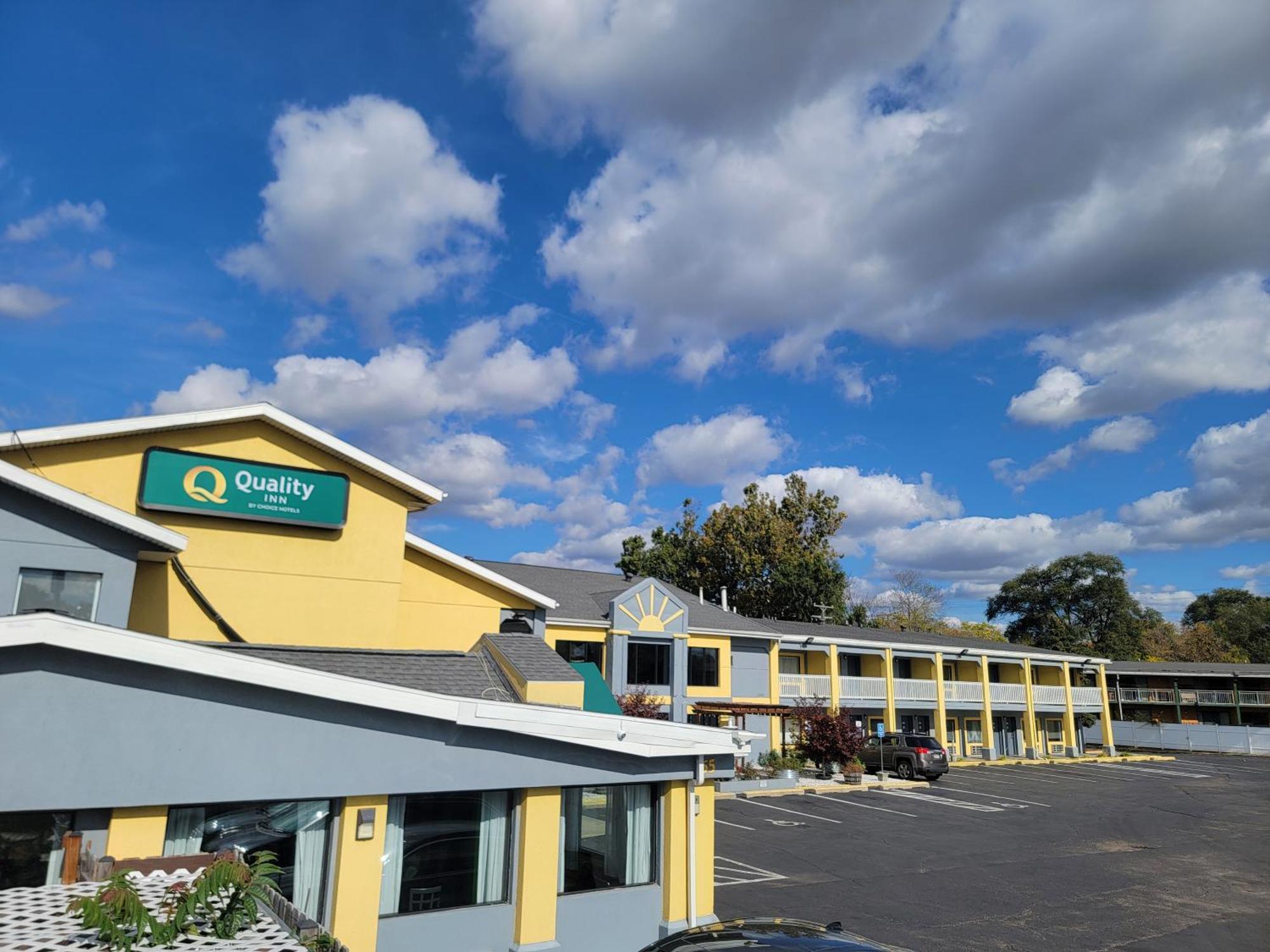 Quality Inn Grand Rapids Near Downtown Wyoming Eksteriør bilde